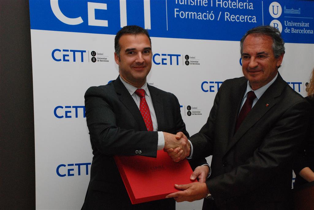 Hilton galardonada como mejor empresa colaboradora del CETT